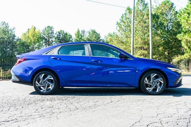 new 2025 Hyundai Elantra car, priced at $25,270