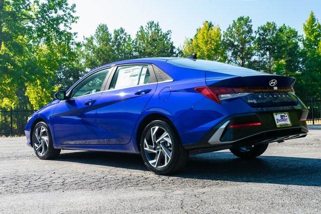 new 2025 Hyundai Elantra car, priced at $25,352