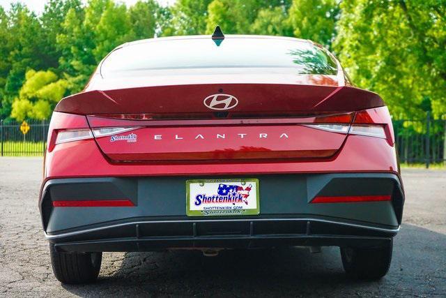 new 2024 Hyundai Elantra car, priced at $23,789