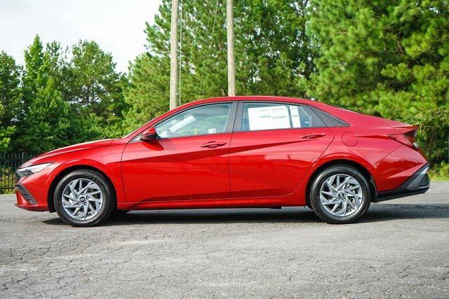 new 2024 Hyundai Elantra car, priced at $23,789