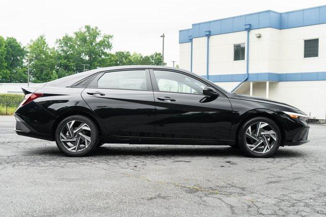 new 2025 Hyundai Elantra car, priced at $21,785