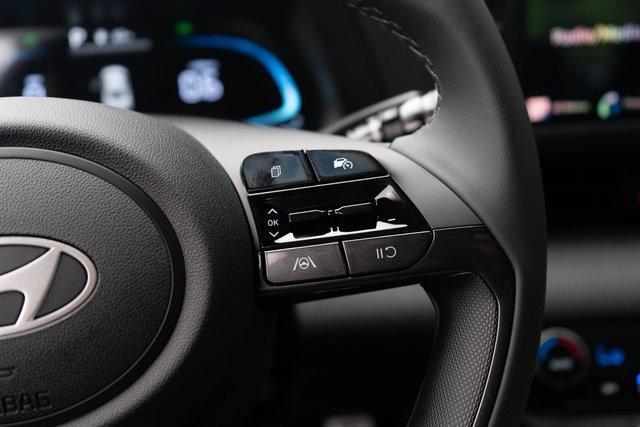 new 2025 Hyundai Elantra car, priced at $21,785