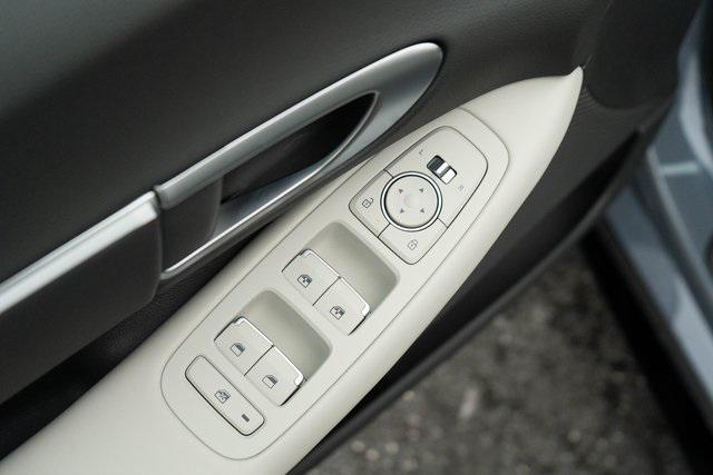 new 2025 Hyundai Sonata car, priced at $28,135