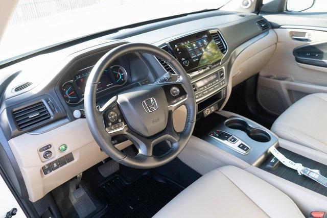 used 2022 Honda Pilot car, priced at $32,995