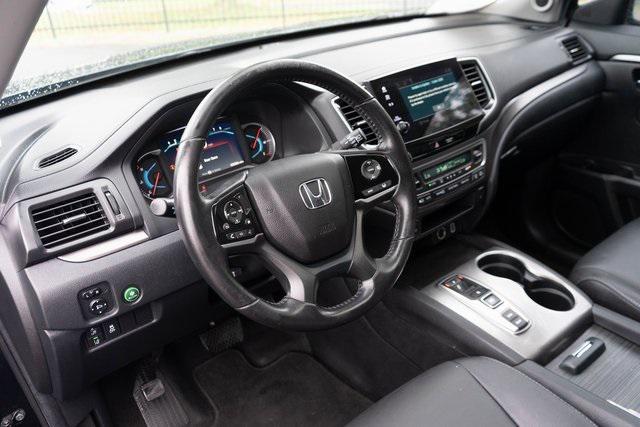 used 2022 Honda Pilot car, priced at $33,995