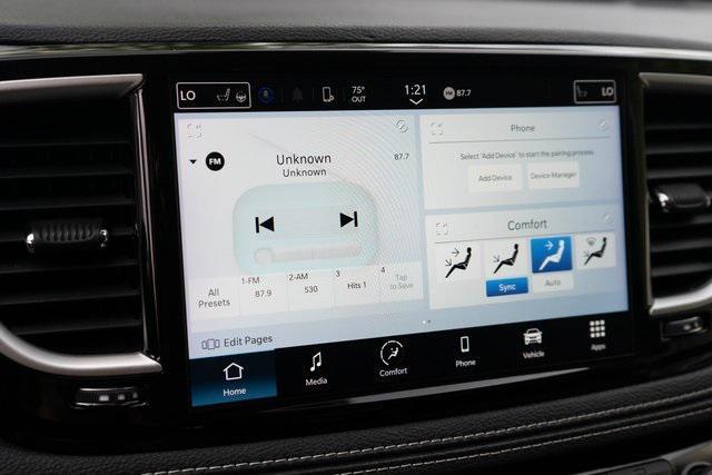 used 2023 Chrysler Pacifica Hybrid car, priced at $25,287