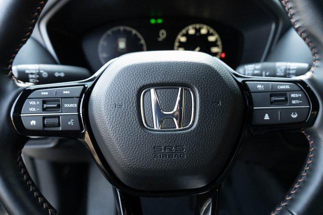 used 2025 Honda HR-V car, priced at $27,500