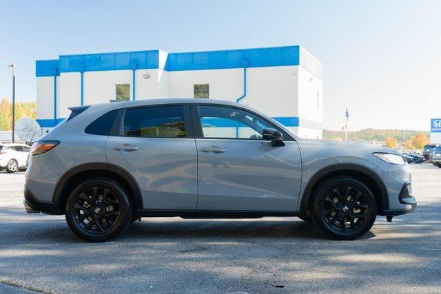 used 2025 Honda HR-V car, priced at $27,500