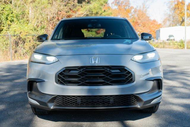 used 2025 Honda HR-V car, priced at $27,500