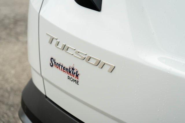 new 2026 Hyundai TUCSON Hybrid car, priced at $42,120