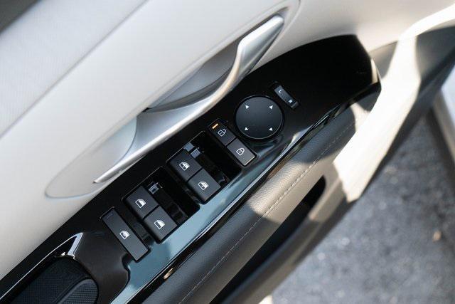 new 2026 Hyundai TUCSON Hybrid car, priced at $41,555