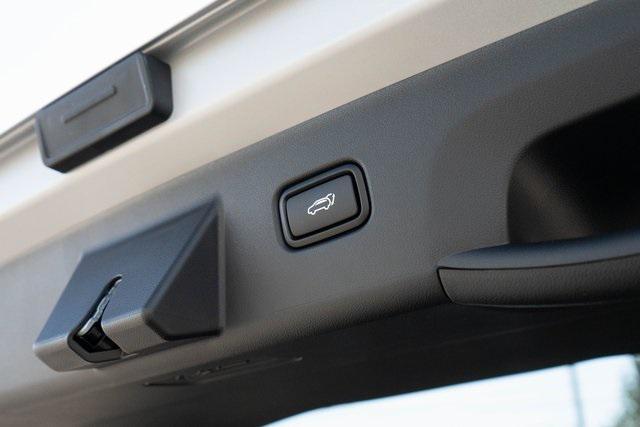 new 2026 Hyundai TUCSON Hybrid car, priced at $41,555