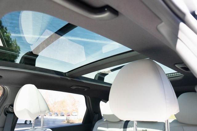 new 2026 Hyundai TUCSON Hybrid car, priced at $41,555