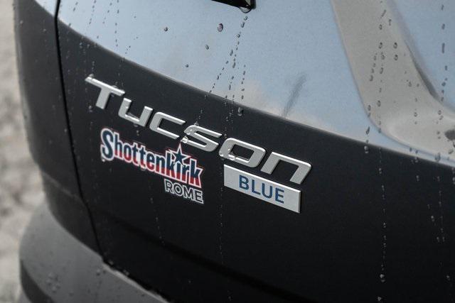 new 2025 Hyundai TUCSON Hybrid car, priced at $33,995