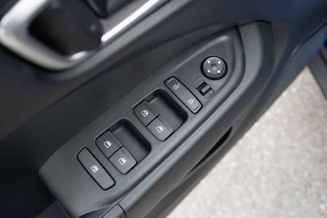 new 2025 Hyundai Venue car, priced at $22,909