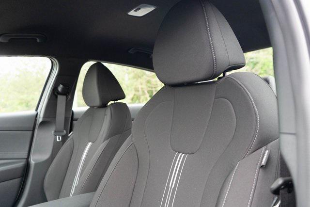 new 2025 Hyundai Elantra car, priced at $23,785