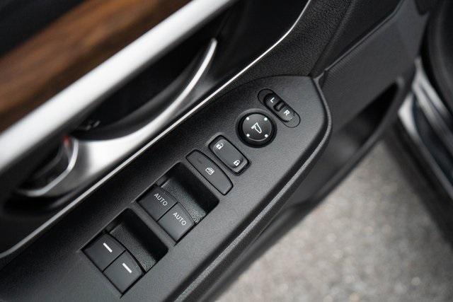 used 2021 Honda CR-V car, priced at $24,272