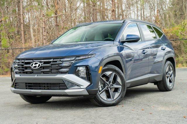 new 2025 Hyundai Tucson car, priced at $29,043