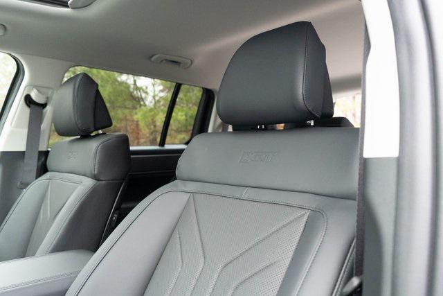 new 2025 Hyundai Santa Fe car, priced at $41,129