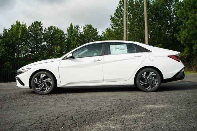 new 2024 Hyundai Elantra car, priced at $25,877