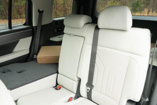 new 2025 Hyundai Santa Fe car, priced at $34,450