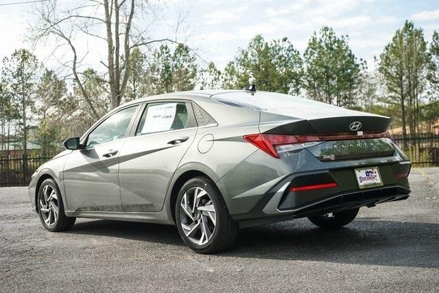 new 2024 Hyundai Elantra car, priced at $27,035