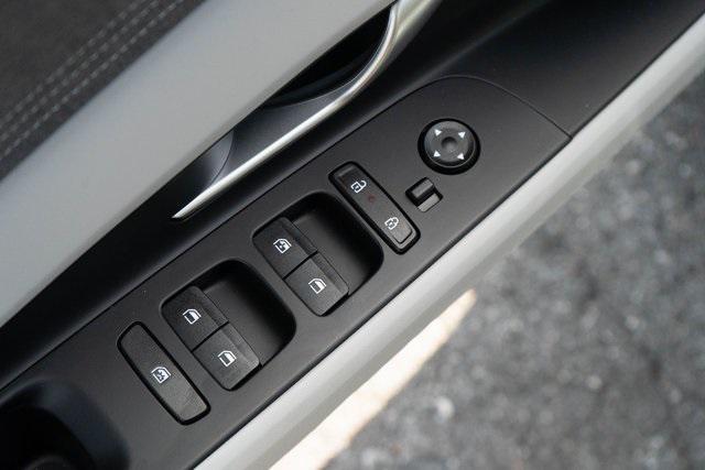 new 2025 Hyundai Elantra car, priced at $27,940