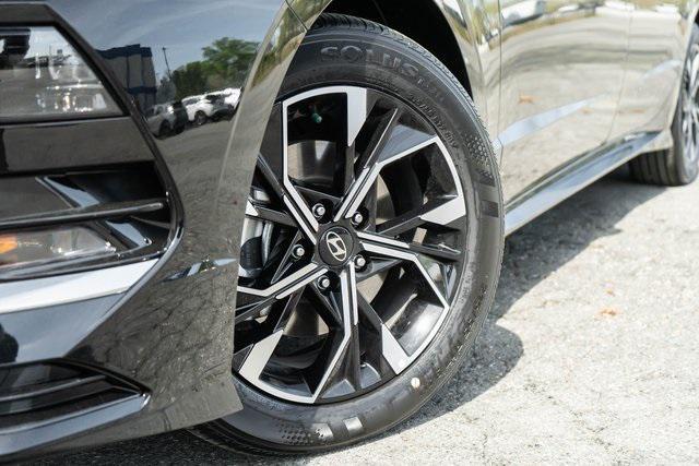 new 2025 Hyundai Sonata car, priced at $29,690