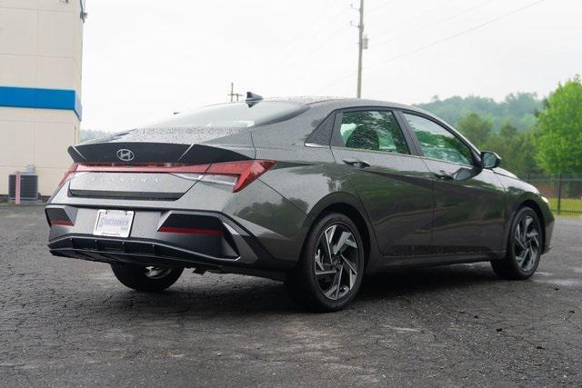 new 2025 Hyundai Elantra car, priced at $26,345