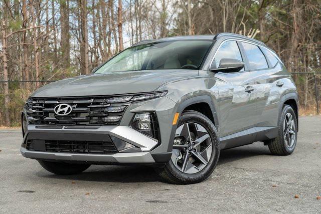 new 2025 Hyundai Tucson car, priced at $30,955