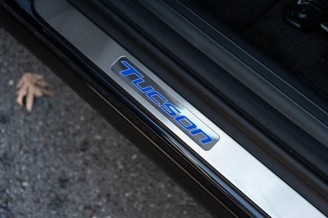 new 2026 Hyundai TUCSON Hybrid car, priced at $33,250