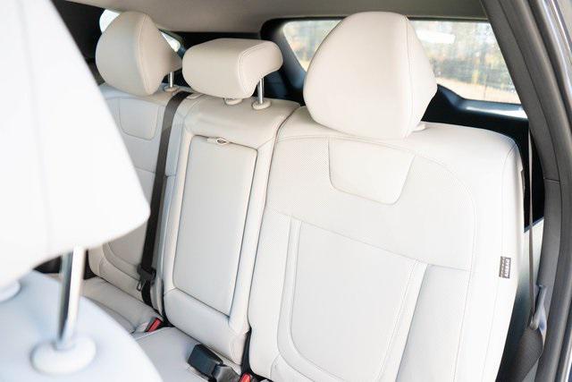 new 2026 Hyundai TUCSON Hybrid car, priced at $33,250