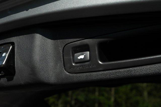 used 2018 Honda CR-V car, priced at $23,995