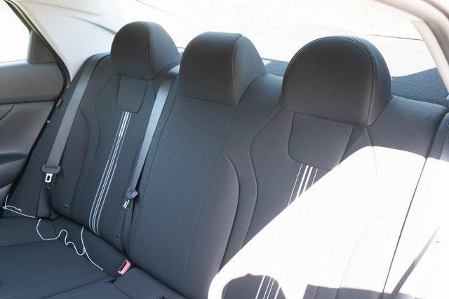 new 2025 Hyundai ELANTRA HEV car, priced at $25,030