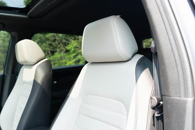 used 2024 Honda CR-V Hybrid car, priced at $43,278