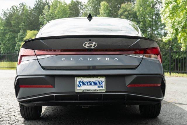 new 2025 Hyundai Elantra car, priced at $22,265