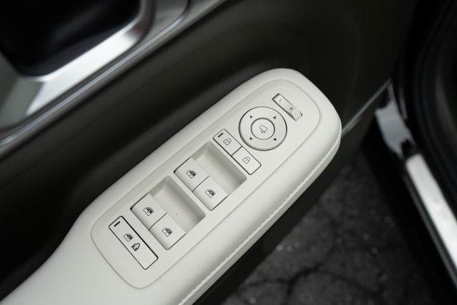 new 2025 Hyundai Santa Fe car, priced at $47,130