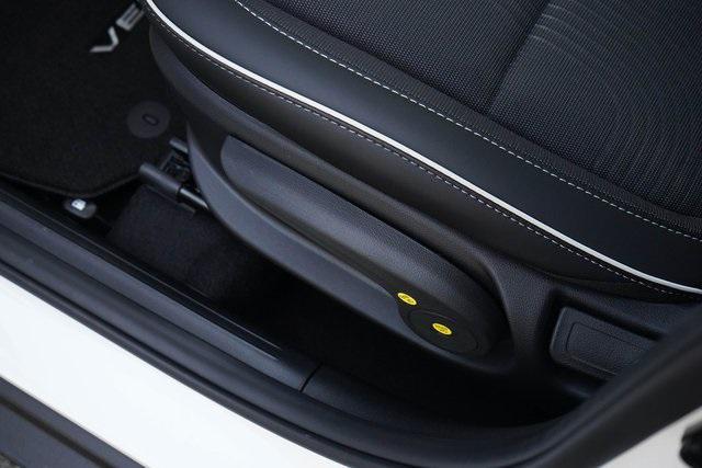 new 2025 Hyundai Venue car, priced at $23,384
