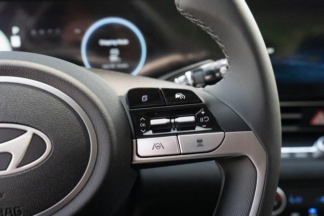 new 2025 Hyundai Elantra car, priced at $27,940