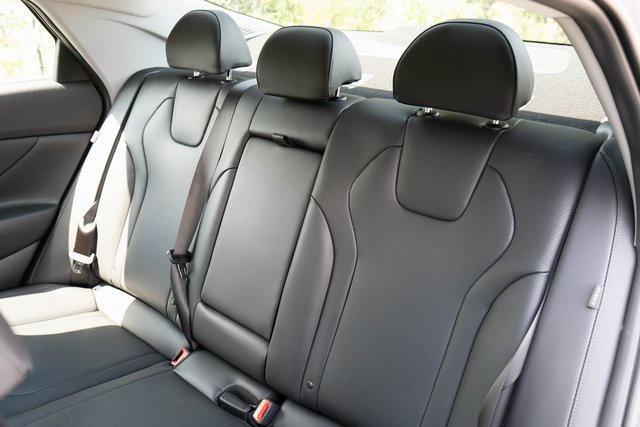 new 2025 Hyundai Elantra car, priced at $27,940