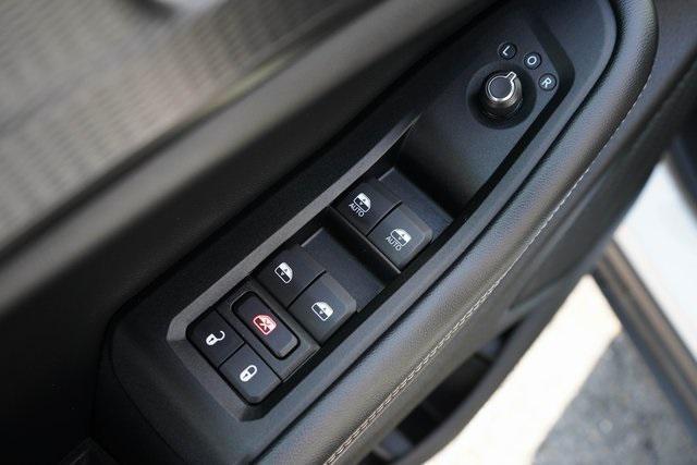 used 2023 Jeep Grand Cherokee L car, priced at $28,500