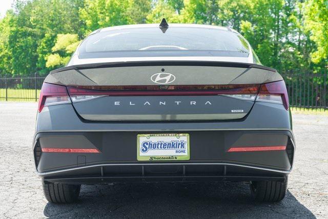 new 2025 Hyundai Elantra car, priced at $26,188