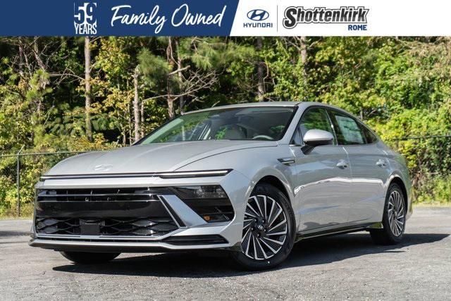 new 2025 Hyundai Sonata Hybrid car, priced at $31,085