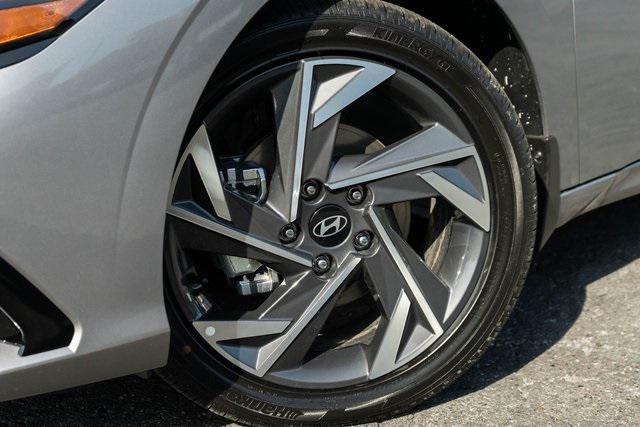 new 2025 Hyundai Elantra car, priced at $30,310