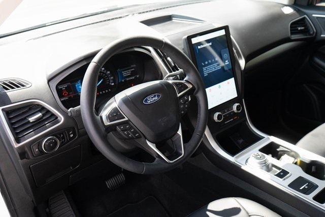 used 2024 Ford Edge car, priced at $27,800