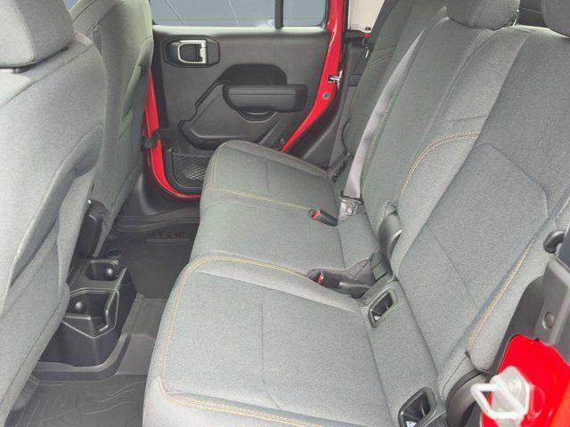 new 2025 Jeep Gladiator car, priced at $41,791