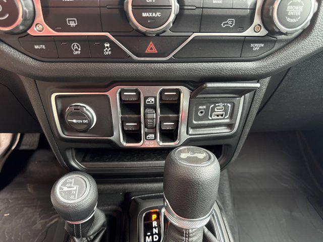 new 2025 Jeep Wrangler car, priced at $41,931