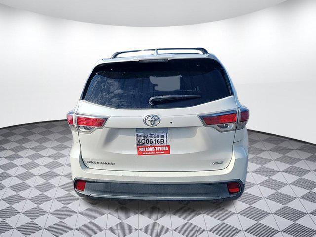 used 2014 Toyota Highlander car, priced at $15,999