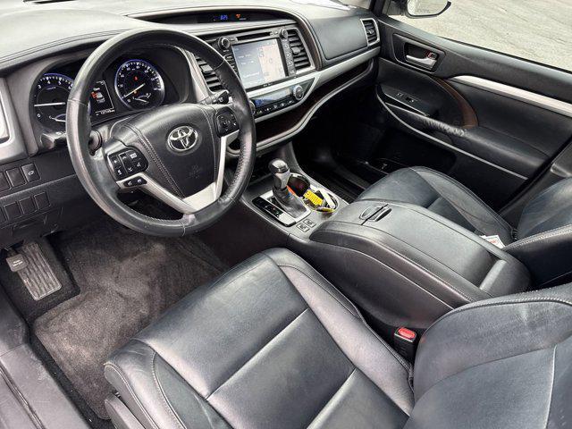 used 2014 Toyota Highlander car, priced at $14,997