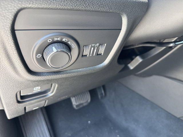 new 2025 Jeep Grand Cherokee L car, priced at $35,991